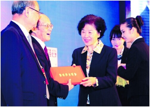 ɽt(y)ˎa(chn)ֵ500|ھŌýcl(f)չɽՓ2014Aƽt(y)W(xu)C_Ļɣl(wi)l(f)R־TLctȳϯ_Ļʽ