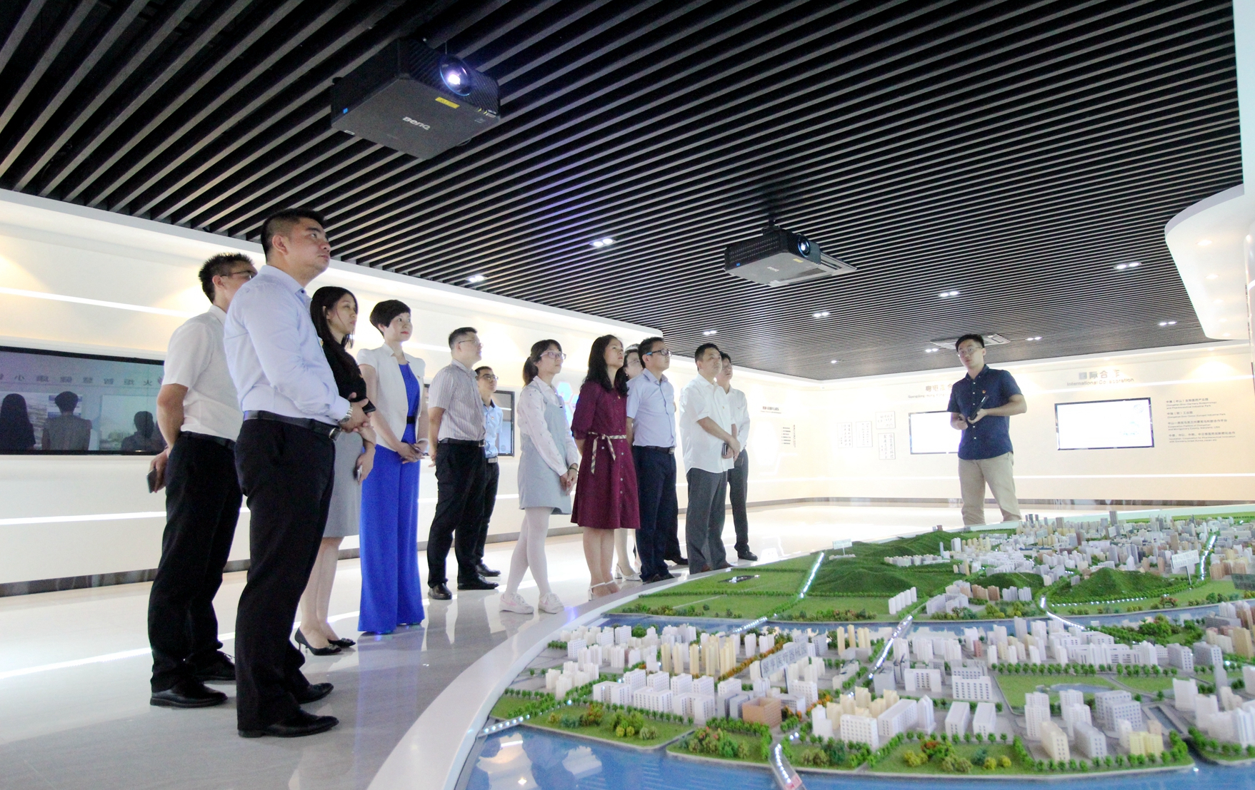 yбU(xin)I(y)ֽ֧t(y)ˎa(chn)I(y)l(f)չɽyO(jin)־{(dio)н